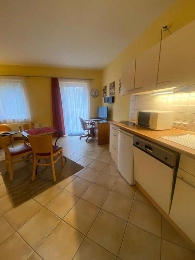 Apartments In Der Kopenhagener Strasse Rostock Kültér fotó